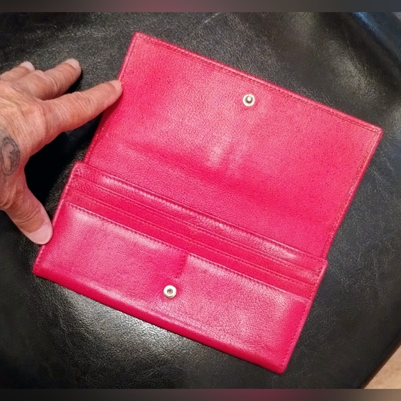 YSL Wallet Very Good Pre-loved Condition - Picture 5 of 11